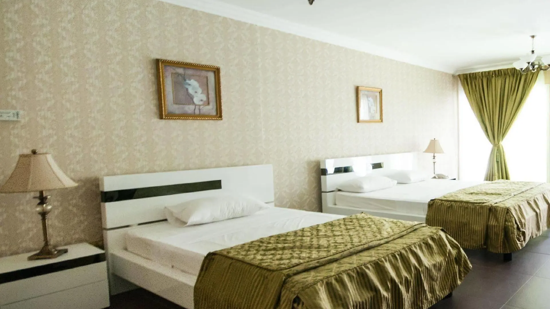 *****  Al Khalidiah Resort Шарджа ОАЭ