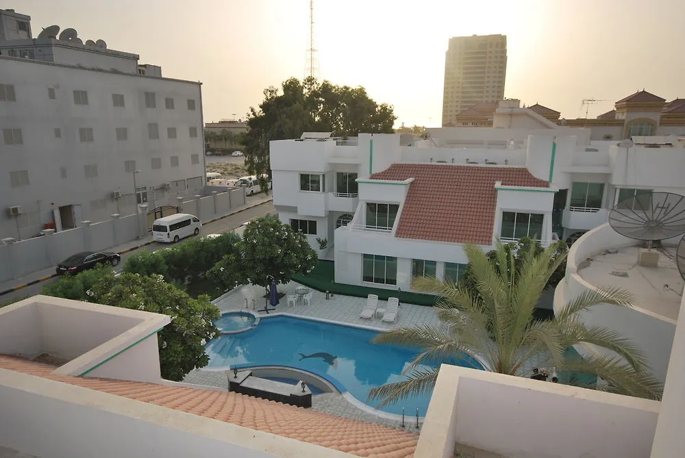 Al Khalidiah Resort Sharjah 5*,